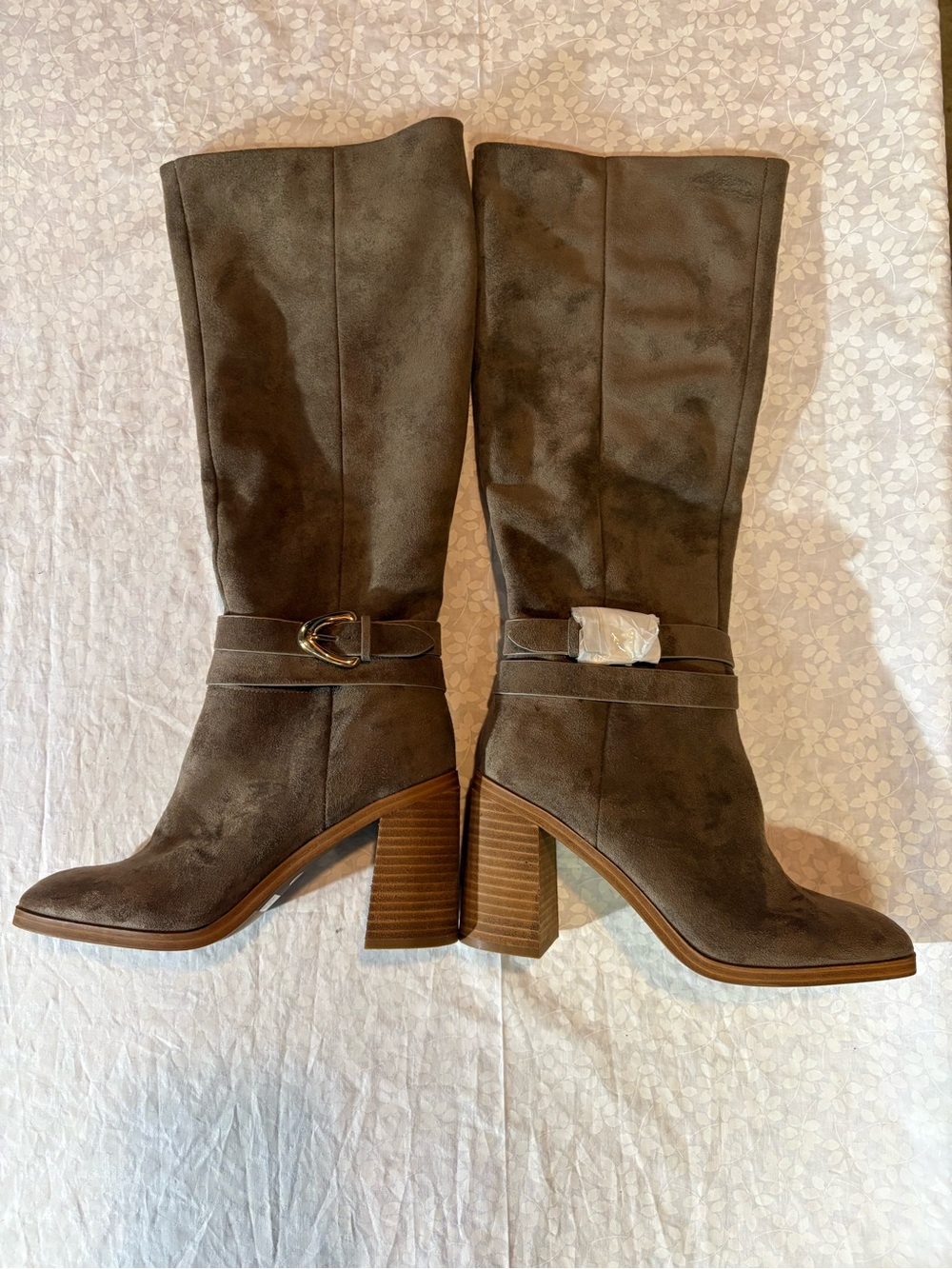 DV by Dolce Vita Finnian Knee High Boots (NWOB) - Picture 5 of 8